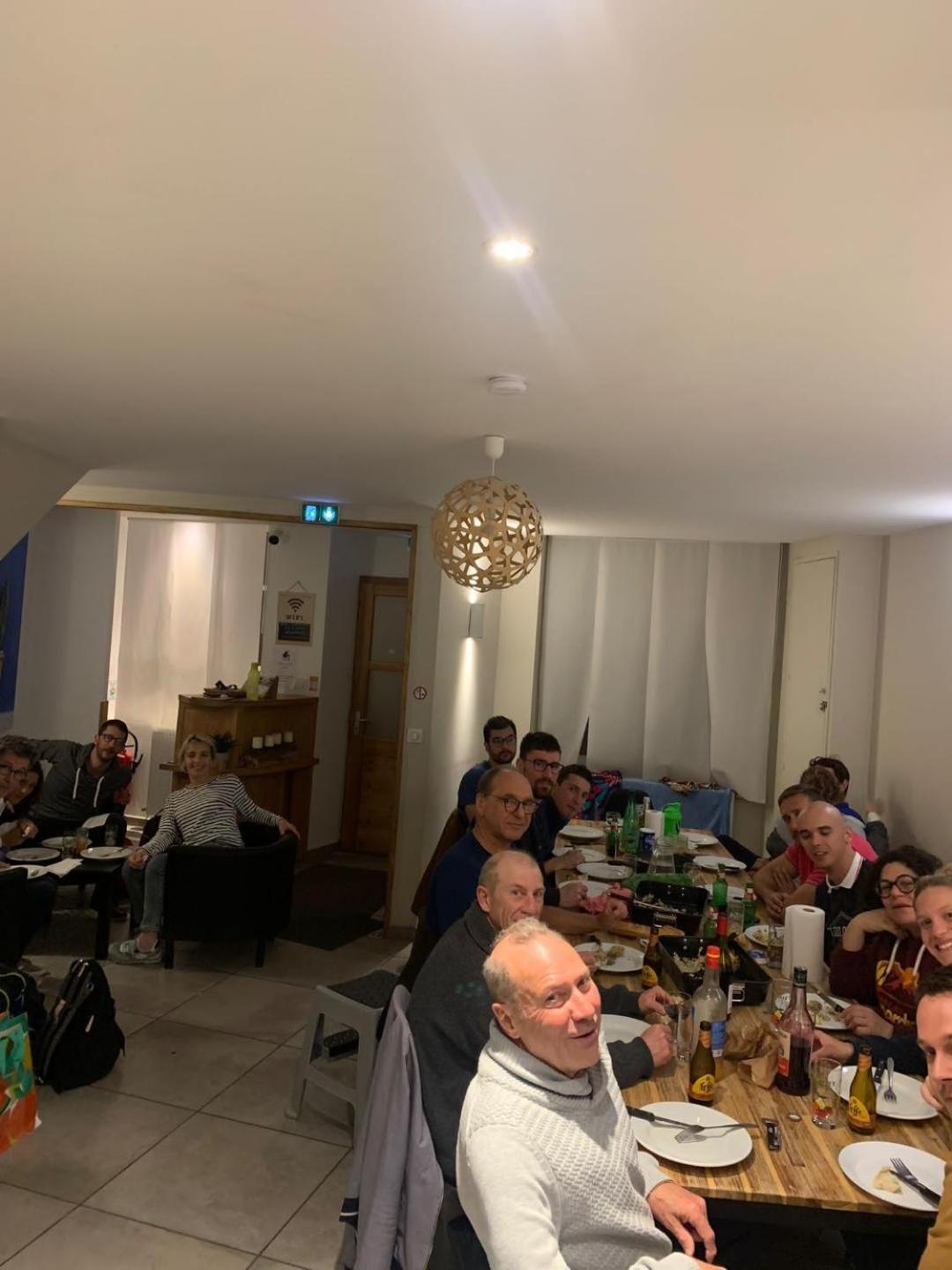 Hostel gite la découverte Le Puy-en-Velay Esterno foto